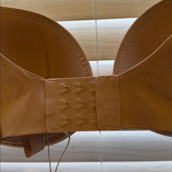 SKIMS Push up, Tan Women's Bra - Picture 6 of 8